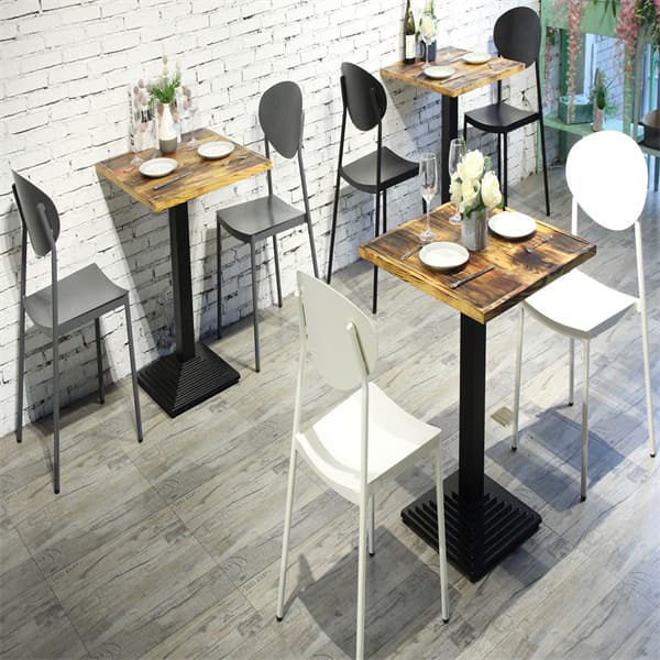 The Benefits of Metal Tables and Chairs The Benefits of Metal Tables and Chairs