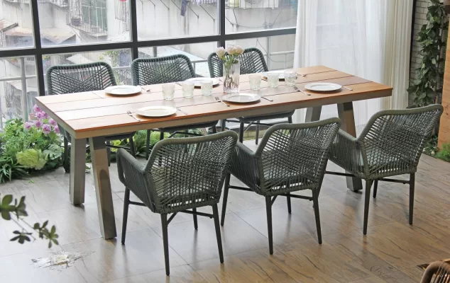 garden tables and chairs